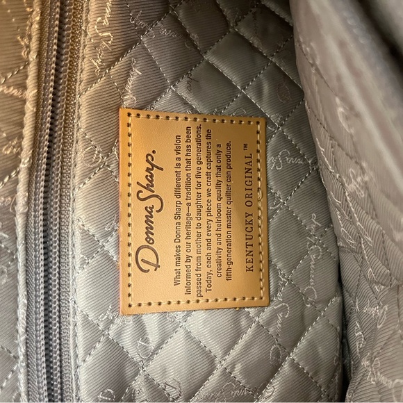 Donna Sharp Quilted Patchwork Handbag Tote Bag Gray Neutral Plaid - Picture 4 of 5